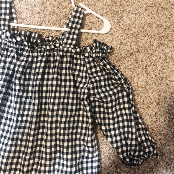 Caro back and white shirt - Picture 2 of 4